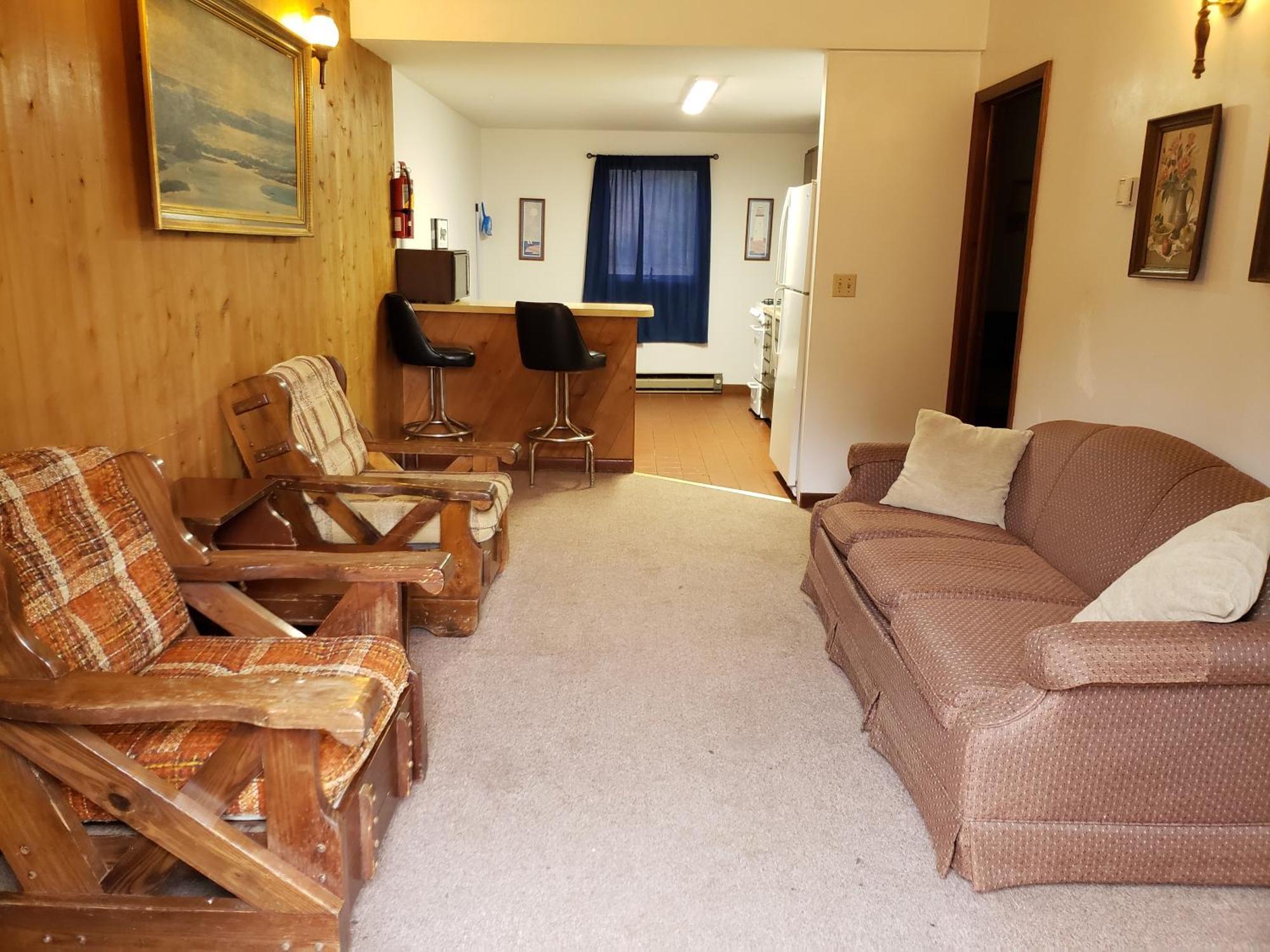 Steffen's Cedar Lodge Washington